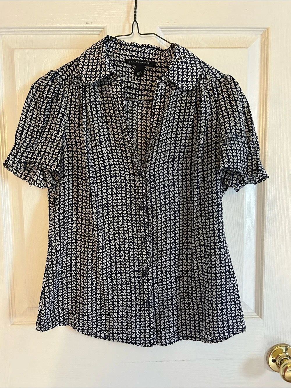 Banana Republic Navy & White Printed Button-Front Blouse